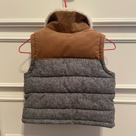 12-18 month vest from Old Navy. Worn a few times, mainly for pictures. - Picture 2 of 3